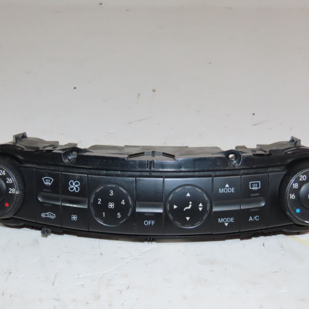 Commande de chauffage occasion  Mercedes-benz CLASSE E (W211) E 220 cdi (211.006) (2002-2008)   2118300490 
