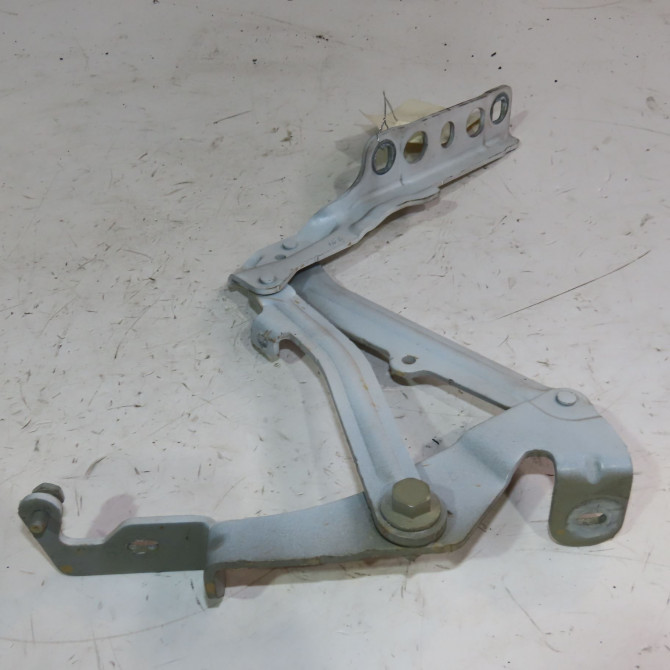 Compas g capot occasion  Peugeot 3008 SUV (MC_, MR_, MJ_, M4_) 2.0 bluehdi 180 (2016)   9814189880  1