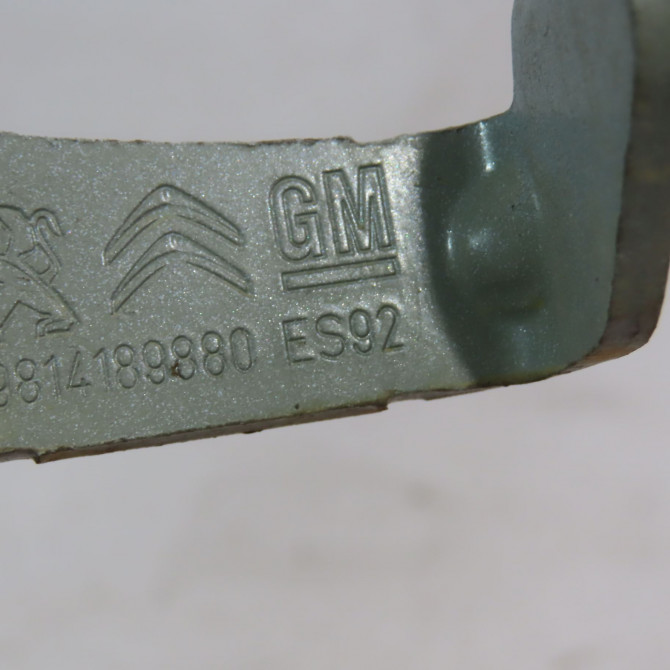 Compas g capot occasion  Peugeot 3008 SUV (MC_, MR_, MJ_, M4_) 2.0 bluehdi 180 (2016)   9814189880  2