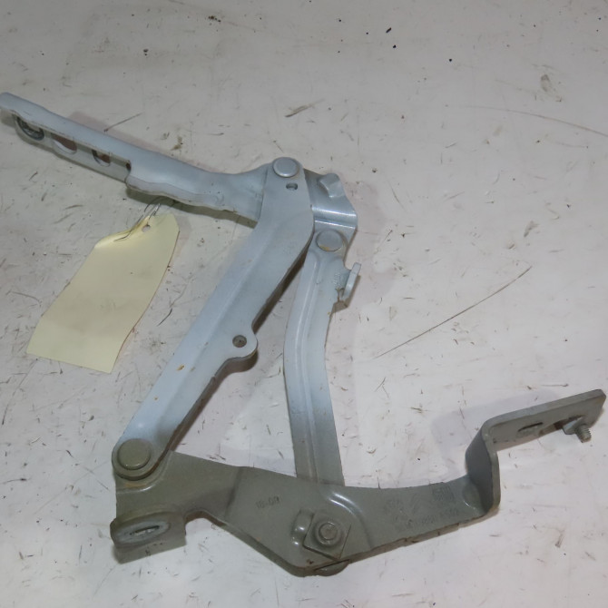 Compas g capot occasion  Peugeot 3008 SUV (MC_, MR_, MJ_, M4_) 2.0 bluehdi 180 (2016)   9814189880  3