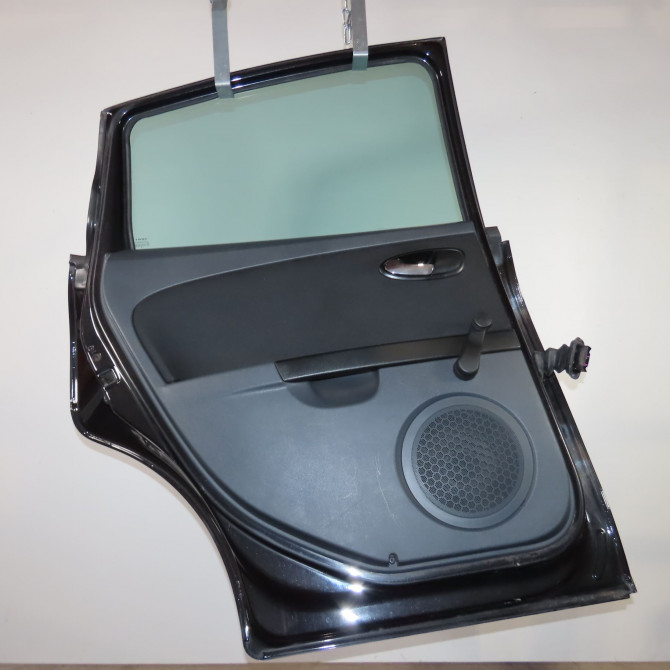 Porte arrière gauche occasion  Seat LEON (1P1) 1.9 tdi (2005-2010)   1P0833055  4