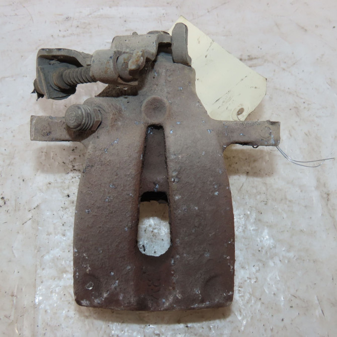 Etrier de frein arrière droit occasion  Kia VENGA (YN) 1.6 crdi 115 (2010)   583111PA30  1