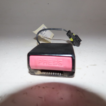 Ancrage ceinture arrière gauche occasion  Peugeot 207 CC (WD_) 1.6 16v (2007-2013)   8974VK 