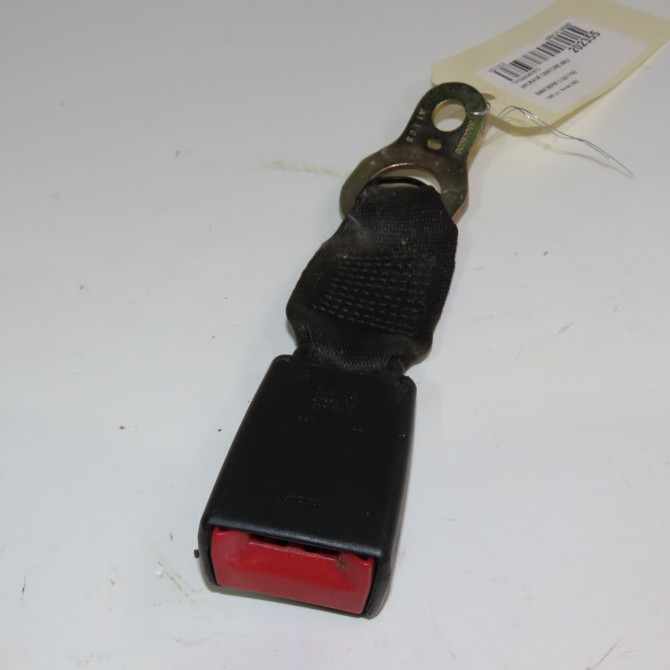 Ancrage ceinture arrière gauche occasion  Bmw 3 Touring (E46) 320 d (2000-2001)   72117000403  2