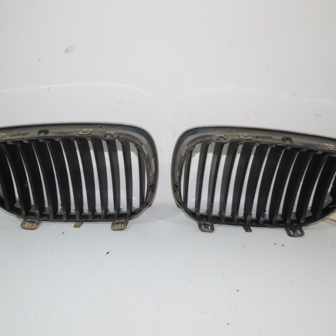 Calandre occasion  Bmw 1 (E81) 118 d (2006-2011)   51137128613  2