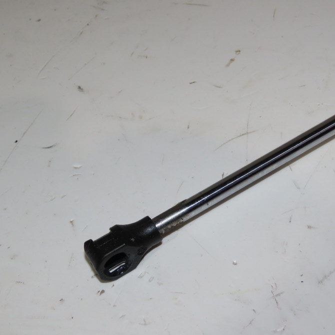 Verin droit hayon occasion  Renault TWINGO I (C06_) 1.2 (c066, c068) (1996-2007) 3 portes   7700815135  2