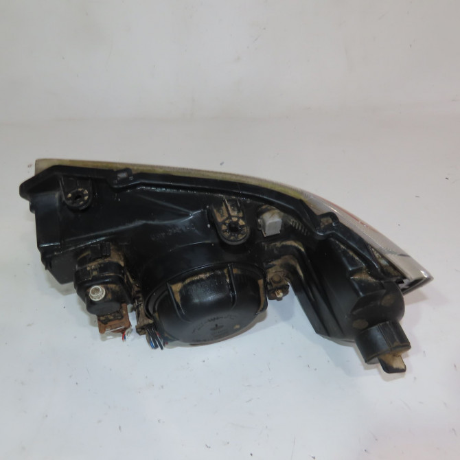 Phare droit occasion  Land rover FREELANDER I (L314) 2.0 di 4x4 (1998-2000) 5 portes   AMR4001  2