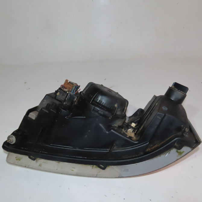 Phare droit occasion  Land rover FREELANDER I (L314) 2.0 di 4x4 (1998-2000) 5 portes   AMR4001  3