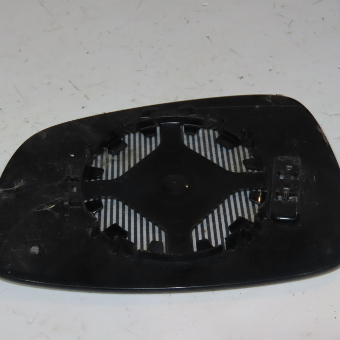 Glace  retroviseur exterieur droit occasion  Suzuki SWIFT III (MZ, EZ) 1.3 ddis (rs 413d) (2005) 5 portes   8473062JB0  2