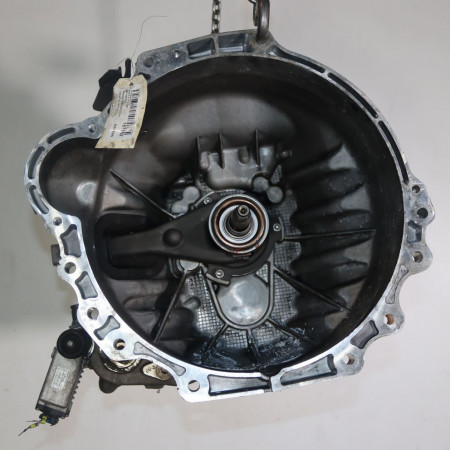 Boîte à vitesse mecanique occasion  Nissan CABSTAR (F24M, F24W) 35.13 dci, 45.13 dci 2.5 (f24m) (2006-2012)   32010LE00A 