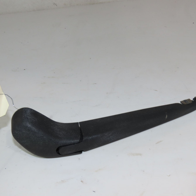 Bras essuie-glace arrière occasion  Volvo V50 (545) 2.0 d (2004-2010)   30753273  1