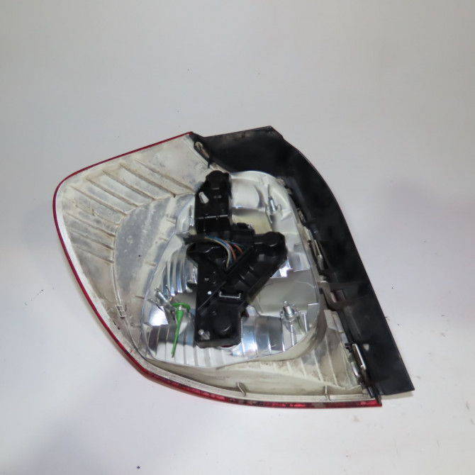 Feu arrière droit occasion  Bmw 1 (E87) 118 d (2004-2007)   63216924502  2