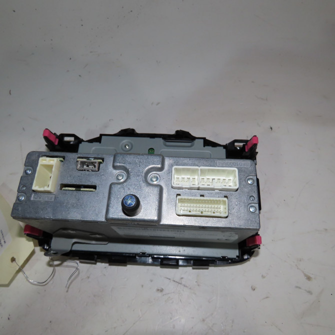 Autoradio occasion  Citroën C1 II (PA_, PS_) 1.0 vti 72 (2018) 5 portes   861200H040  3