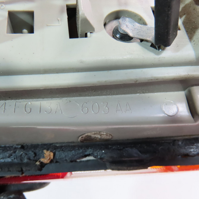 Feu arrière gauche occasion  Ford FIESTA II (FBD) 1.1 (fbd) (1986-1989)   84FG13A603AA  2