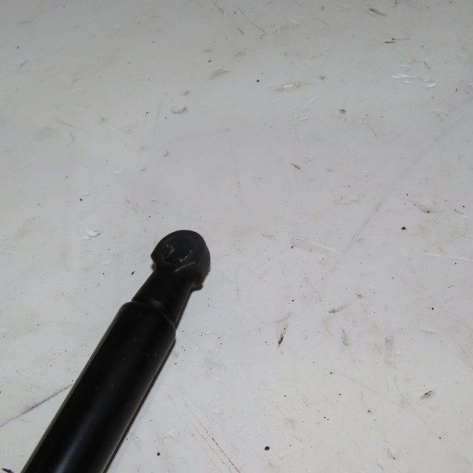 Verin gauche hayon occasion  Fiat PANDA (312_, 319_) 1.2 (312pxa1a) (2012)   51841634  3