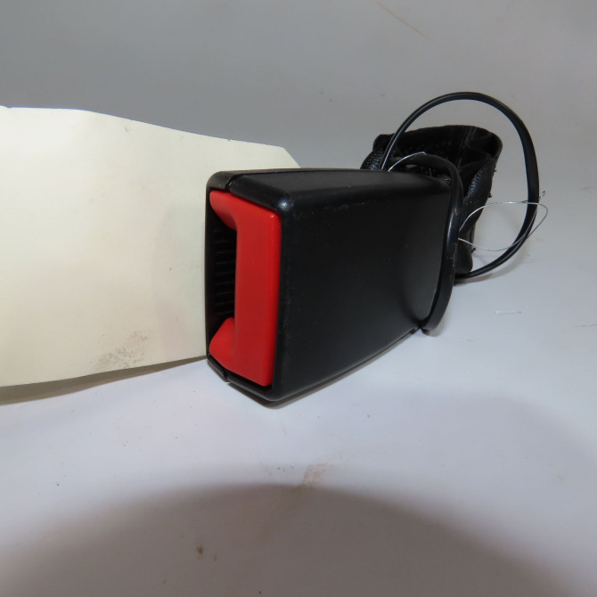 Ancrage ceinture arrière gauche occasion  Renault TWINGO III (BCM_, BCA_) 1.0 sce 70 (2014) 5 portes   878162954R  1