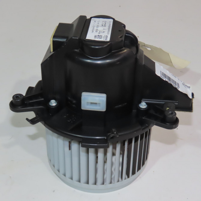 Moteur ventilateur chauffage occasion  Peugeot 3008 SUV (MC_, MR_, MJ_, M4_) 2.0 bluehdi 180 (2016)   9849717380  1