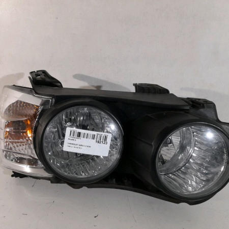 Phare droit occasion  Chevrolet AVEO 3/5 portes (T300) 1.3 d (2011-2015)   96831062 