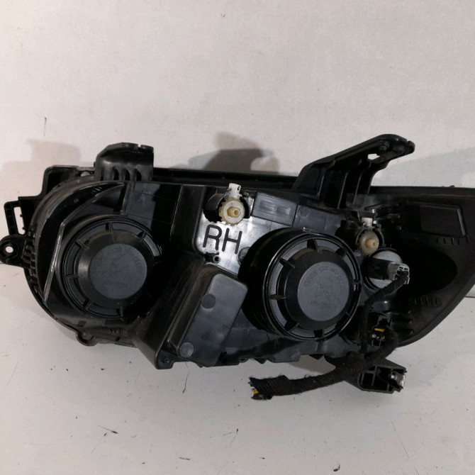 Phare droit occasion  Chevrolet AVEO 3/5 portes (T300) 1.3 d (2011-2015)   96831062  4