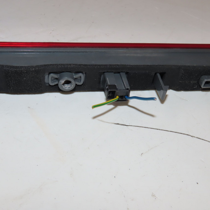 Feux stop supplementaire occasion  Peugeot 2008 II (UD_, US_, UY_, UK_) 1.5 bluehdi 130 (2019)   9836561780  3