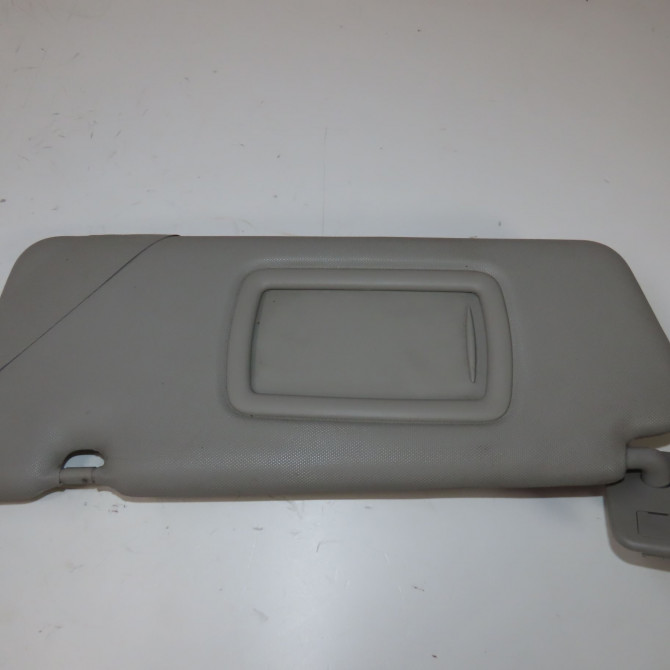 Pare-soleil gauche occasion  Renault MEGANE III Coupé (DZ0/1_) 1.5 dci (dz09, dz0d, dz1f, dz1g, dz14, dz29) (2009-2015) 3 portes   964010028R  2