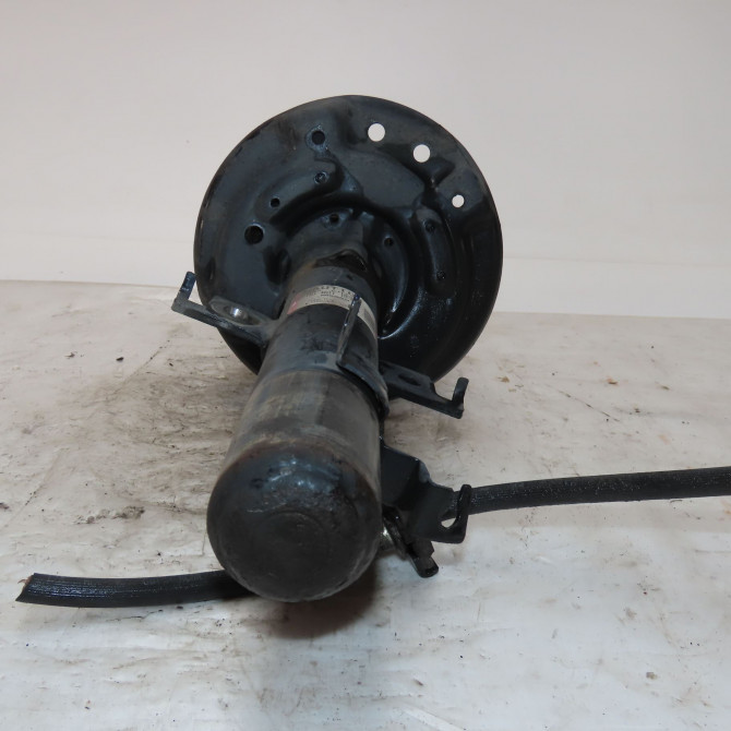 Amortisseur avant droit occasion  Nissan QASHQAI II SUV (J11, J11_) 1.6 dci (2013)   E43024EA7C  4