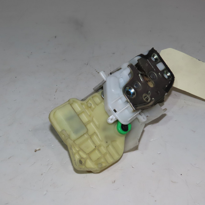 Serrure porte ard occasion  Honda JAZZ II (GD_, GE3, GE2) 1.4 idsi (ge3, gd1) (2006-2008)   72610SAA003  1