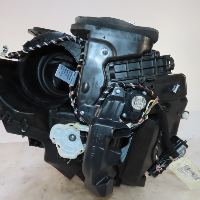 Bloc de chauffage complet occasion  Nissan QASHQAI II SUV (J11, J11_) 1.6 dci (2013)   272104EA4C  1