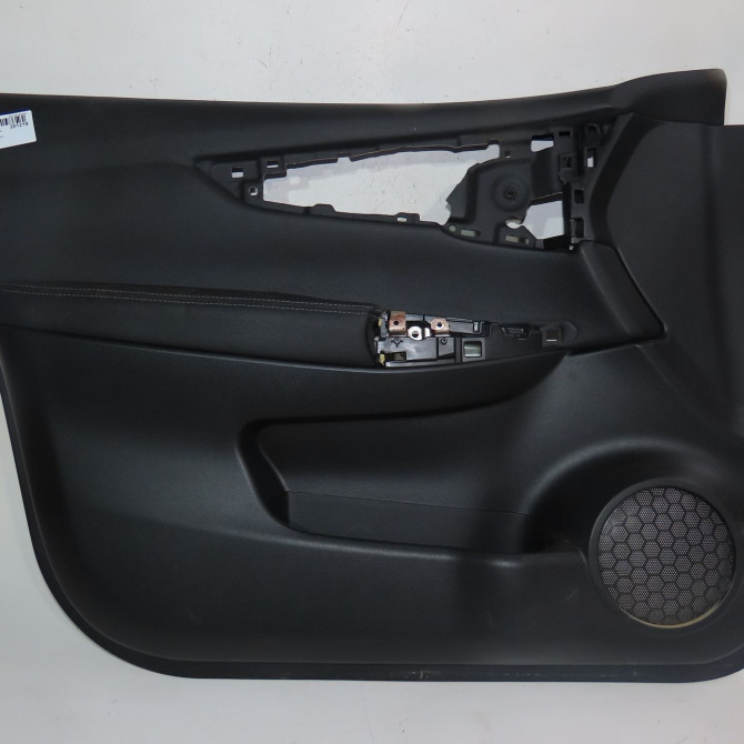 Garniture porte avg occasion  Nissan QASHQAI II SUV (J11, J11_) 1.6 dci (2013)   809014EA8B  1