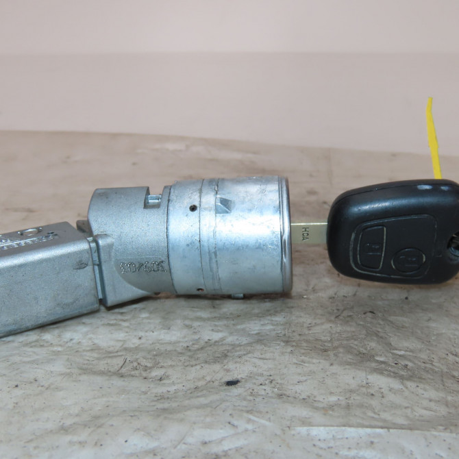 Antivol de direction occasion  Peugeot 307 (3A/C) 1.4 16v (2003-2007)   4162X4  1