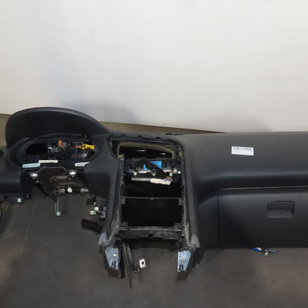 Planche de bord occasion  Peugeot 5008 (0U_, 0E_) 1.6 hdi (2010-2017) 5 portes   824780 