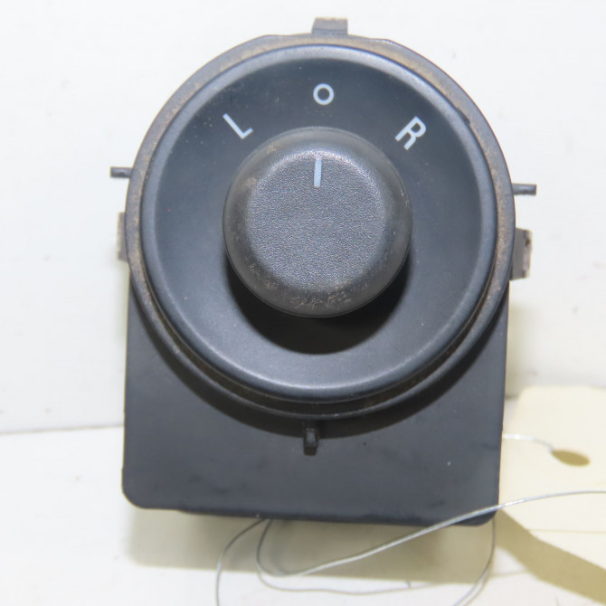 Commande rétroviseurs extérieures électriques occasion  Opel MERIVA B Monospace (S10) 1.4 (75) (2010-2017)   13271828  1