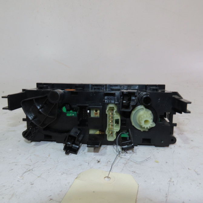 Commande de chauffage occasion  Peugeot 207/207+ (WA_, WC_) 1.6 hdi (2006-2013) 5 portes   6451TL  3