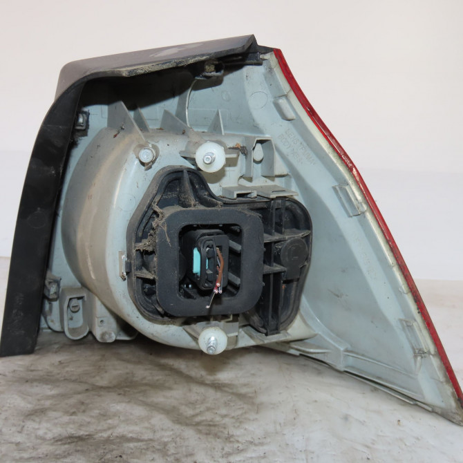 Feu arrière gauche occasion  Volkswagen vw GOLF V (1K1) 1.9 tdi (2003-2008)   1K6945095T  3