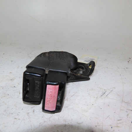 Ancrage ceinture arrière droit occasion  Renault MEGANE I (BA0/1_) 1.9 dci (ba05, ba1f) (2001-2003)   8200046540 