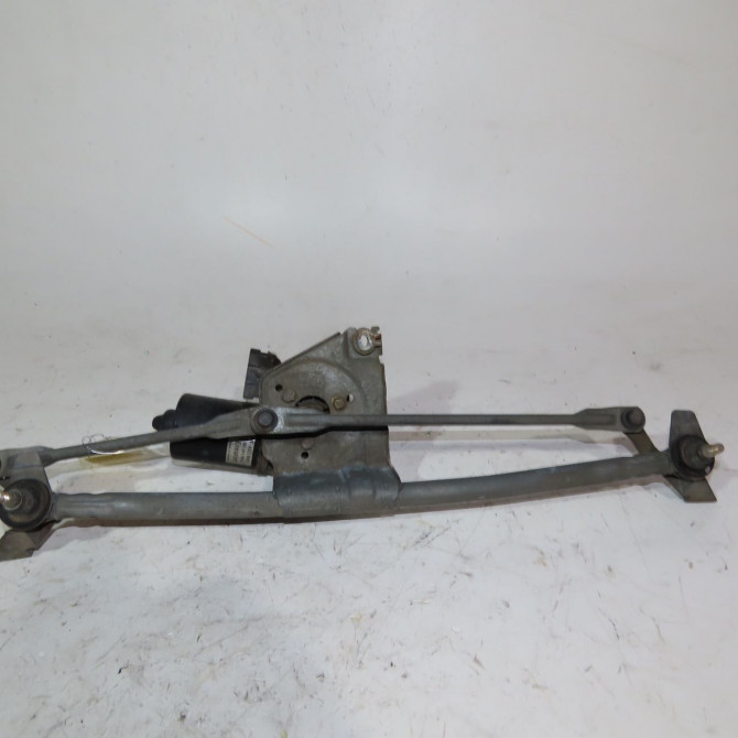 Moteur essuie-glace avant occasion  Opel ASTRA F Break (T92) 1.7 td (f35, m35) (1994-1998)   90341903  1