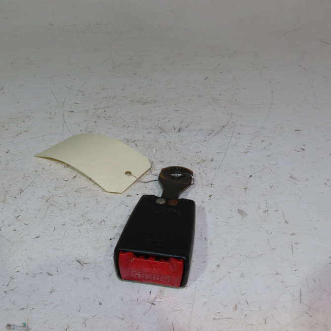 Ancrage ceinture arrière droit occasion  Citroën C2 (JM_) 1.1 (2003-2012) 3 portes   8974S6  2