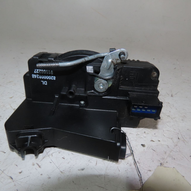 Serrure porte avd occasion  Opel VIVARO A Autobus/Autocar (X83) 2.0 cdti (f7, j7, a07) (2006-2014)   93863914  3