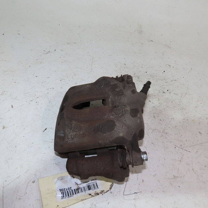 Etrier de frein avant droit occasion  Opel VIVARO A Autobus/Autocar (X83) 2.0 cdti (f7, j7, a07) (2006-2014)   93192059  1