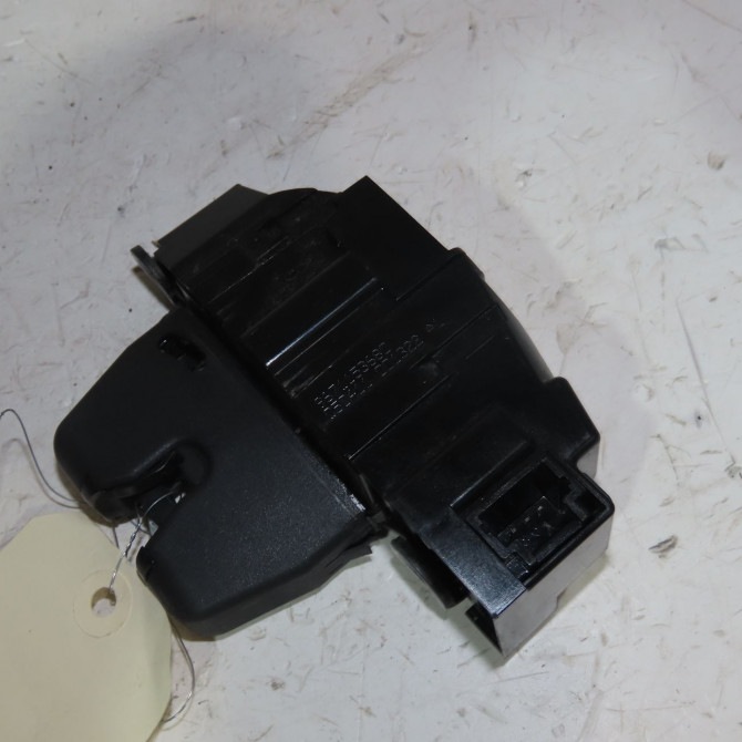 Serrure hayon occasion  Peugeot 308 I (4A_, 4C_) 1.6 hdi (2007-2014) 5 portes   8719G7  3