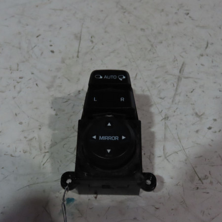 Commande rétroviseurs extérieures électriques occasion  Hyundai TUCSON (TL, TLE) 1.7 crdi (2015-2020)   93573D3000 
