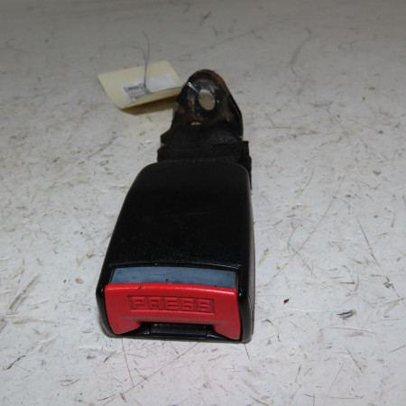 Ancrage ceinture arrière gauche occasion  Renault CLIO I (B/C57_, 5/357_) 1.2 (5/357y, 5/357k) (1996-1998)   7700793636 