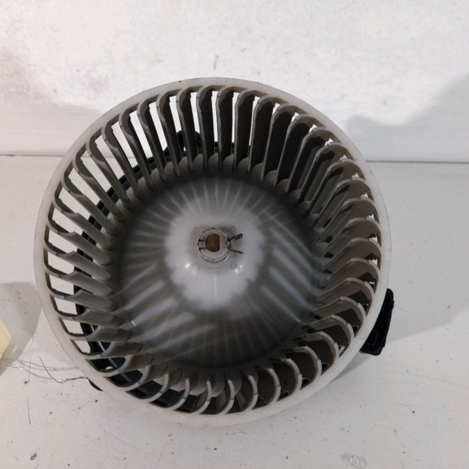 Moteur ventilateur chauffage occasion  Mazda 2 (DE_, DH_) 1.4 mzr-cd (2008-2015)   DF7161B10  1