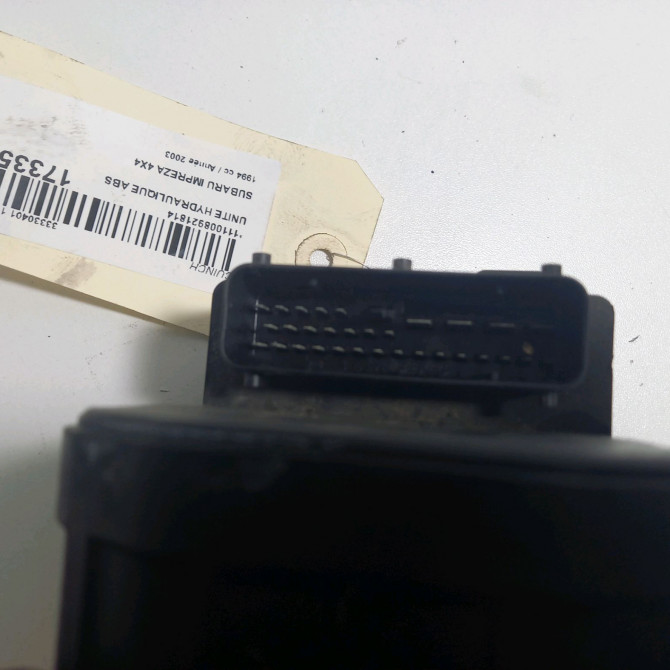 Unité hydraulique ABS occasion  Subaru IMPREZA A trois volumes (GD) 2.0 wrx turbo awd (gda) (2002-2007)   27539FE180  4