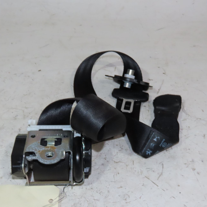 Ceinture avant droite occasion  Ds DS 7 Crossback (J4_, JR_, JC_) 1.5 bluehdi 130 (jcyhzj, jcyhzr) (2017)   98158426XX  3