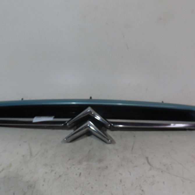 Calandre occasion  Citroën C8 (EA_, EB_) 2.0 hdi (2002)   7804K7  1