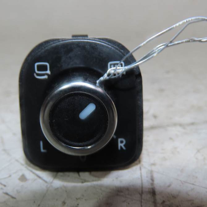 Commande rétroviseurs extérieures électriques occasion  Volkswagen vw TIGUAN (5N_) 2.0 tdi (2008-2018) 5 portes   5K0959565XSH  1