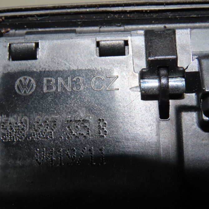 Actionneur serrure hayon occasion  Volkswagen vw TIGUAN (5N_) 2.0 tdi (2008-2018) 5 portes   5N0827566T  2