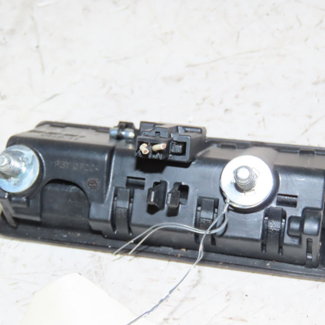 Actionneur serrure hayon occasion  Volkswagen vw TIGUAN (5N_) 2.0 tdi (2008-2018) 5 portes   5N0827566T  3