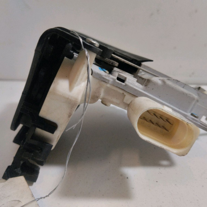 Serrure porte arg occasion  Audi Q7 (4LB) 3.0 tdi quattro (2006-2008) 5 portes   3C4839015C  2